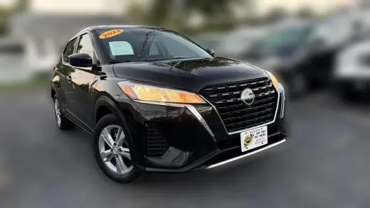2022 Nissan Kicks S FWD