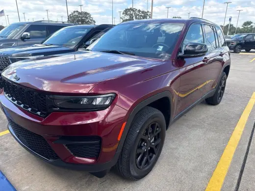 Jeep Grand Cherokee 2024 4x2 Laredo 4dr SUV