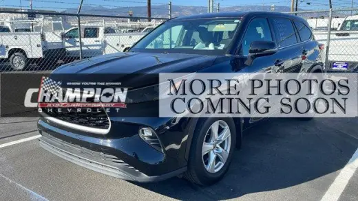 Toyota Highlander 2022 AWD LE 4dr SUV