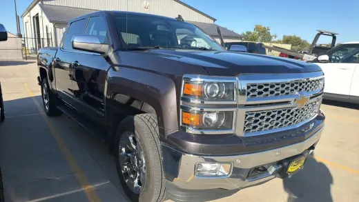 2015 Chevrolet SILVERADO 1500 CREW CAB