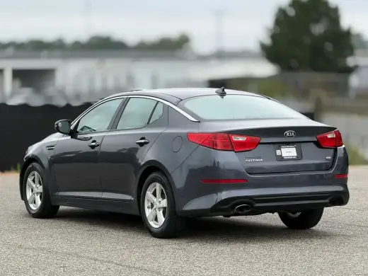Kia Optima 2015 LX 4dr Sedán