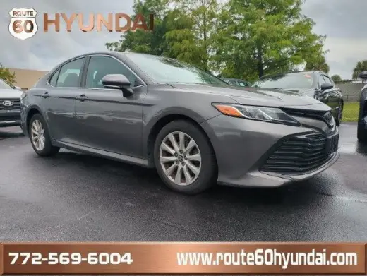 Toyota Camry 2018 LE 4dr Sedán
