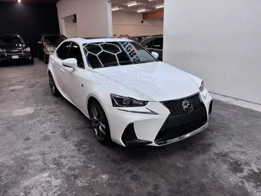 2017 Lexus IS