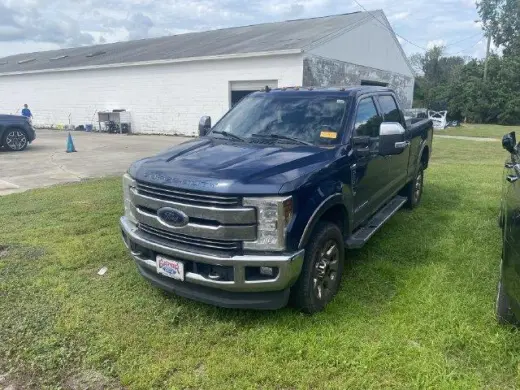 Ford F-250 Super Duty 2019 4x4 Lariat 4dr Crew Cab 8 ft. LB Pickup