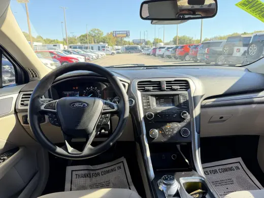 2018 Ford Fusion SE FWD
