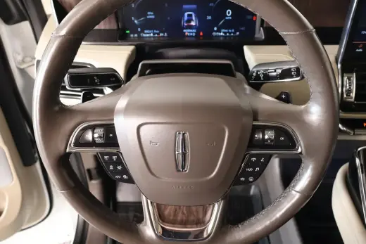 Lincoln Navigator 2023 4x4 Reserve 4dr SUV