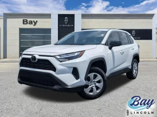 Toyota RAV4 2024 LE 4x4 SUV