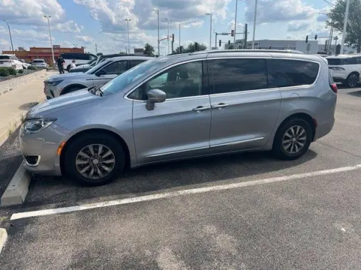 Chrysler Pacifica 2019 Touring L Plus 4dr Mini-Van