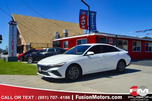 2024 Hyundai Elantra SEL IVT