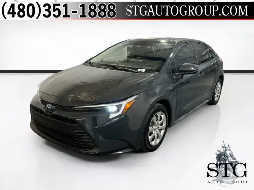 Toyota Corolla Híbrida 2024 LE 4dr Sedán