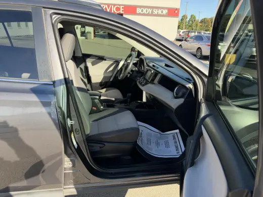 2014 Toyota RAV4 AWD 4dr LE (Natl)