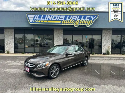 Mercedes-Benz Clase C 2017 tracción total C 300 Luxury 4MATIC 4dr Sedán