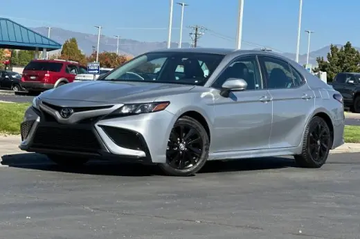 Toyota Camry 2024 SE 4dr Sedán