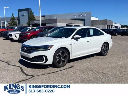 Volkswagen Passat 2020 R-Line 4dr Sedán