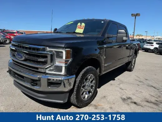 Ford F-250 Super Duty 2022 4x4 Lariat Crew Cab de 4 puertas y batea de 6.8 pies