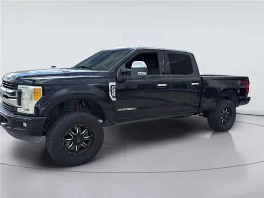 Ford F-250 Super Duty 2017 4x4 XLT 4dr Crew Cab 6.8 ft. SB Pickup