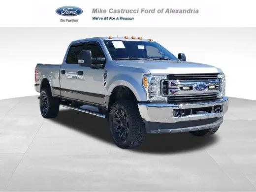 Ford F-250 Super Duty 2017 4x4 XLT 4dr Crew Cab 6.8 ft. SB Pickup