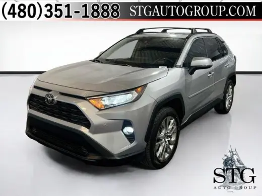 Toyota RAV4 2021 XLE Premium SUV de 4 puertas