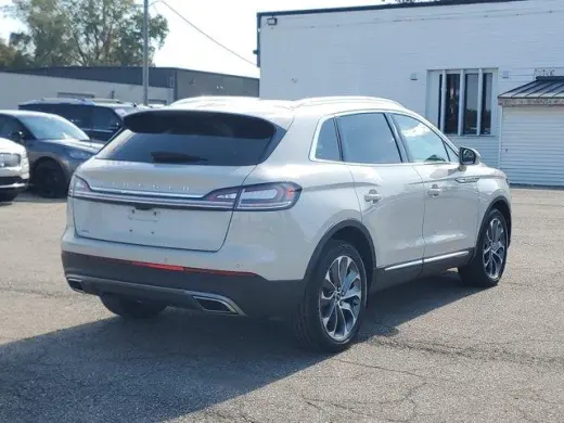 Lincoln Nautilus 2023 AWD Reserve SUV de 4 puertas