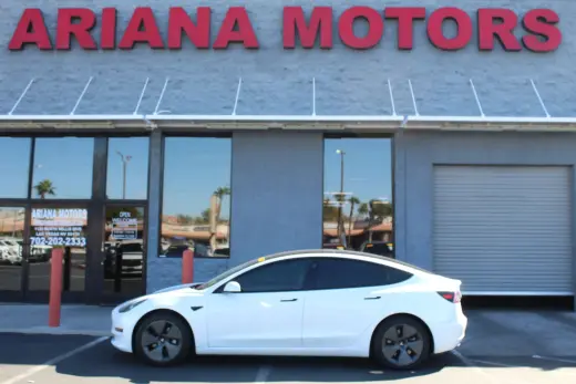 TESLA MODEL 3 2021
