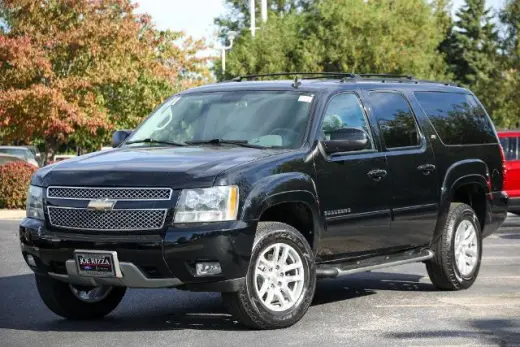 Chevrolet Suburban 2011 4x4 LT 4dr SUV