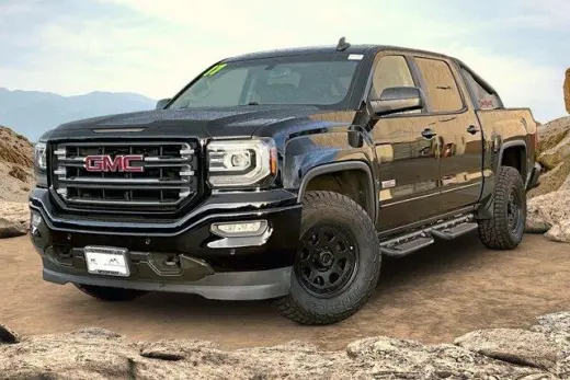 GMC Sierra 1500 2017 4x4 SLT 4dr Crew Cab 5.8 ft. SB