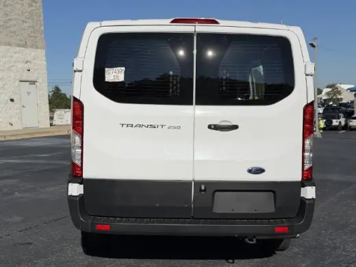 Ford Transit 2025 250 3dr SWB Techo Bajo Furgón de Carga