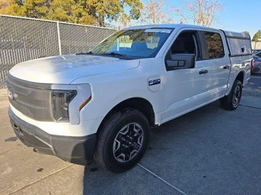 Ford F-150 Lightning 2024 AWD Pro 4dr SuperCrew 5.5 ft. SB