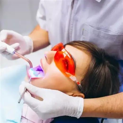 Dentista Cosmético en Rialto