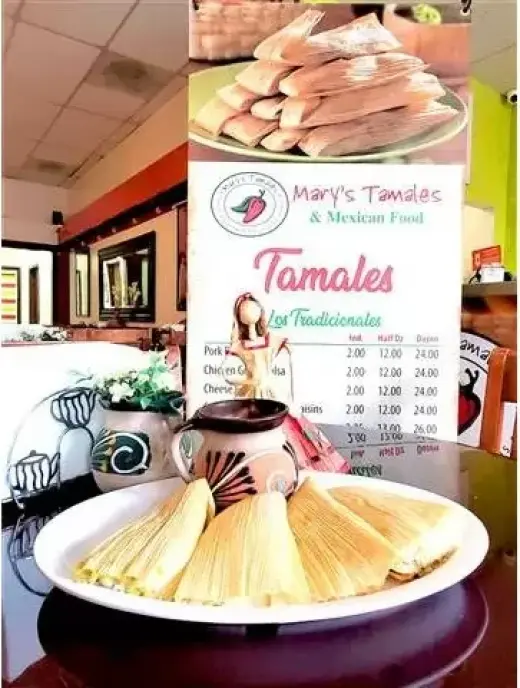 TAMALES Y COMIDA MEXICANA