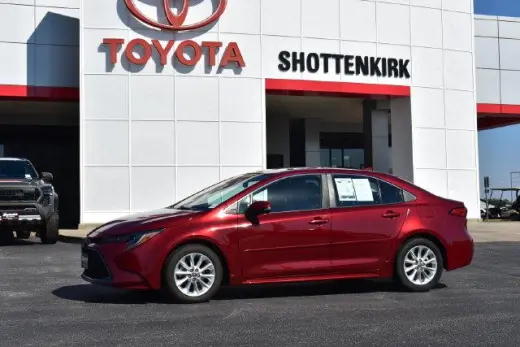 Toyota Corolla 2022 XLE 4dr Sedán