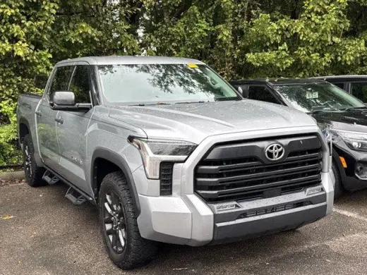 Toyota Tundra 2023 4x4 SR5 4dr CrewMax Cab Pickup SB