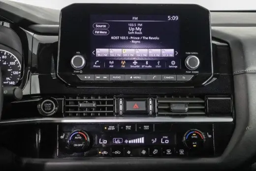 Nissan Pathfinder 2024 SV 4dr SUV