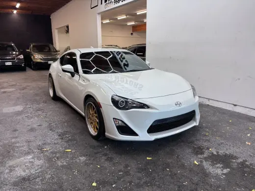 2016 SCION FR-S