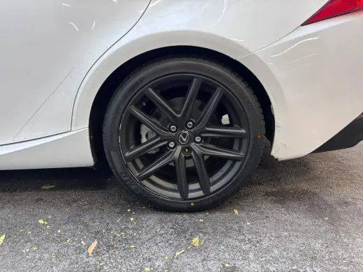 2018 LEXUS IS