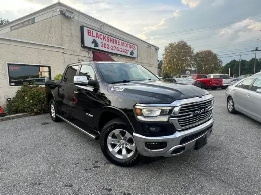 2021 RAM 1500 Laramie 4x4 Crew Cab 5'7" Box