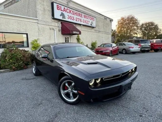 2019 Dodge Challenger SXT RWD