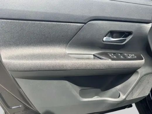 Nissan Kicks 2026 AWD SV 4dr Crossover