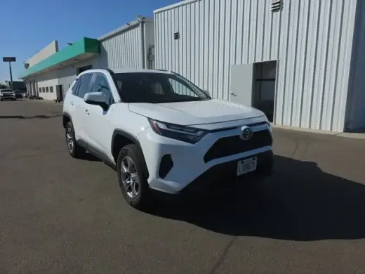 Toyota RAV4 2025 AWD XLE 4dr SUV