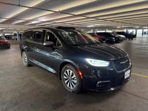 Chrysler Pacifica Plug-In Hybrid 2023 Limited 4dr Mini-Van
