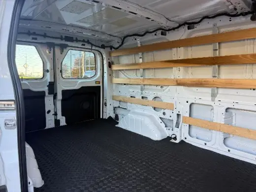 Ford Transit 2025 250 3 puertas SWB techo bajo furgoneta de carga