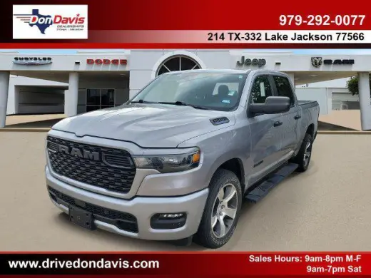 Ram 1500 2025 4x2 Tradesman 4dr Crew Cab 5.6 ft. SB Pickup