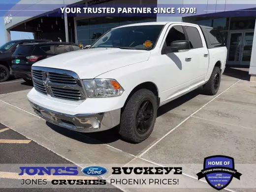 Ram 1500 2017 4x4 SLT 4dr Crew Cab 5.5 ft. SB Pickup
