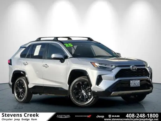Toyota RAV4 Híbrido 2025 AWD SE 4dr SUV