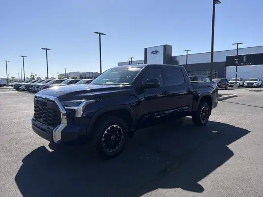 Toyota Tundra 2023 4x4 SR5 4dr CrewMax Cab Pickup SB