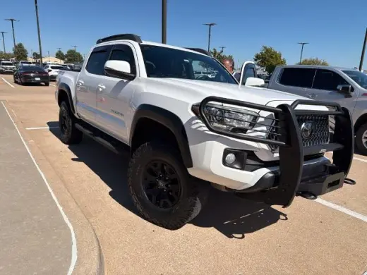 Toyota Tacoma 2018 4x4 TRD Pro 4dr Double Cab 5.0 ft SB 6M