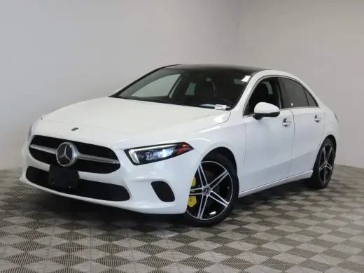 Mercedes-Benz Clase A 2019 A 220 4dr Sedán