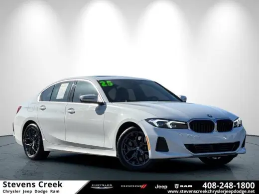 Sedán BMW 3 Series 2025 330i 4 puertas