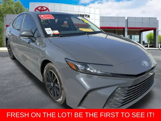 Toyota Camry 2025 SE 4dr Sedán
