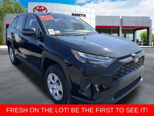 Toyota RAV4 2025 LE 4dr SUV